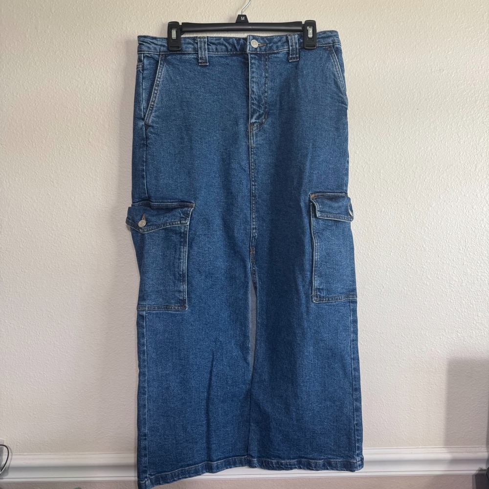 BCBGeneration Cargo Denim Skirt Women's Large Blue Stretch Cargo Pockets 90s Y2K